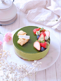 わらび餅を忍ばせた抹茶ムースケーキ-レシピのメイン写真