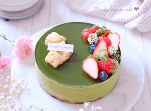 わらび餅を忍ばせた抹茶ムースケーキ-レシピのメイン写真