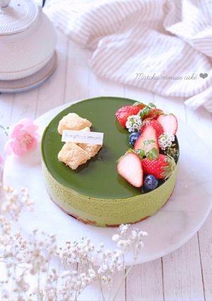 わらび餅を忍ばせた抹茶ムースケーキ-レシピのメイン写真