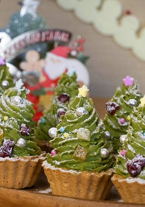 あらびき茶　クリスマスツリータルト-レシピのメイン写真