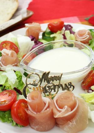 リースサラダをヨーグルトソースで美味しく-レシピのメイン写真