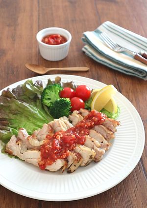 鶏もも肉のハーブソテー☆トマトガーリック-レシピのメイン写真