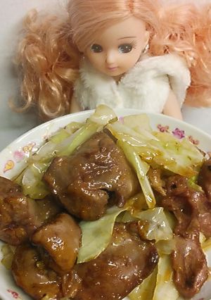 リカちゃん♡キャベツとレバー甘辛生姜焼き-レシピのメイン写真
