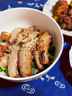 ワサビがピリッ☆豚トロ丼-レシピのメイン写真