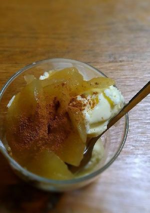 シンプルな煮りんご-レシピのメイン写真