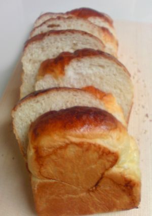 生クリームとハチミツたっぷり食パン-レシピのメイン写真