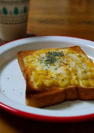 コーンマヨチーズトースト-レシピのメイン写真