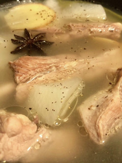 スペアリブと根菜の薬膳風スープ-レシピのメイン写真