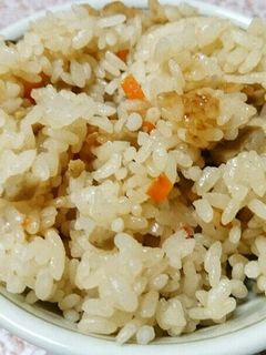 黒はんぺんの炊き込みご飯-レシピのメイン写真