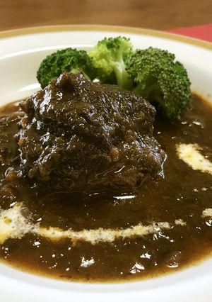 意外と簡単♪本格的牛ほほ肉の赤ワイン煮-レシピのメイン写真