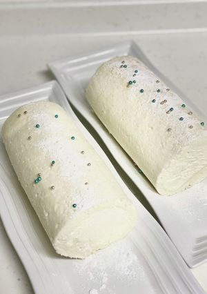 40センチ 練乳いり白いロールケーキ-レシピのメイン写真