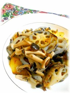 めちゃ旨!蓮根としめじのオリーブ油炒め★-レシピのメイン写真