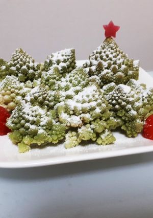 ロマネスコのクリスマスツリーサラダ-レシピのメイン写真