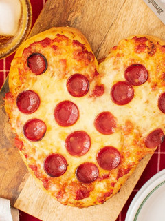 液体塩こうじでもちもち手ごねハートピザ♪-レシピのメイン写真