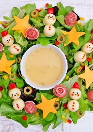 クリスマスにぴったり！リースサラダ-レシピのメイン写真