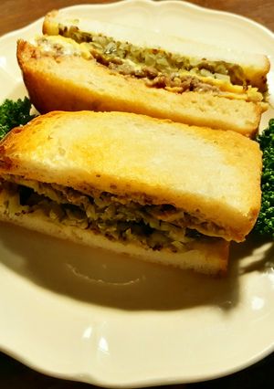 ザワークラウトとミンチオムレツ焼きサンド-レシピのメイン写真