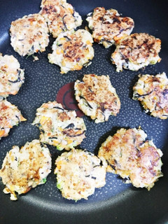 手づかみバーグ 離乳食後期~完了-レシピのメイン写真