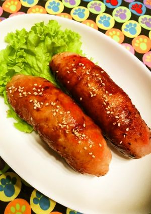 紅ショウガだくだく！縦長肉巻きおむすび-レシピのメイン写真