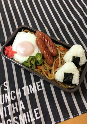 男子高校生弁当★114焼きそば弁当-レシピのメイン写真