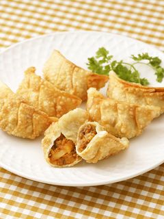 サモサ風カレー揚げ餃子-レシピのメイン写真