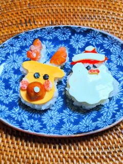クリスマス✿トナカイ&サンタおにぎり-レシピのメイン写真