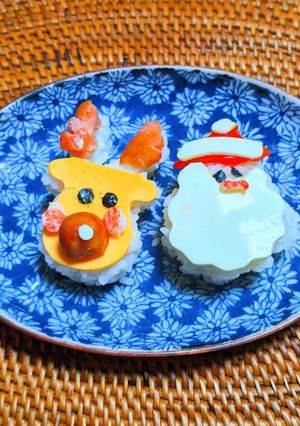 クリスマス✿トナカイ&サンタおにぎり-レシピのメイン写真