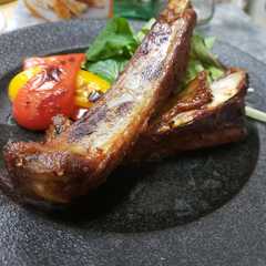 รูปของ 【簡単】ご馳走BBQスペアリブ【減塩】