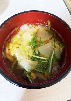大量消費！白菜と大根の鶏だし醤油スープ-レシピのメイン写真