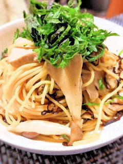 鶏胸肉とキノコと塩昆布の無限和風パスタ-レシピのメイン写真
