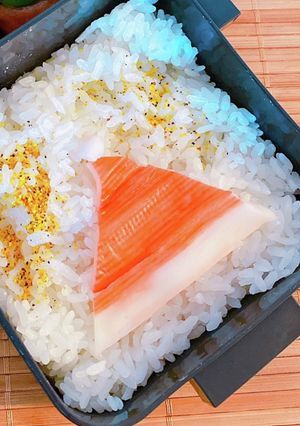 旦那弁当にも★カニカマでサンタの帽子-レシピのメイン写真