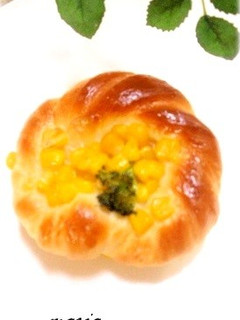 コーンマヨパン★惣菜パン-レシピのメイン写真