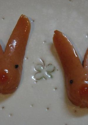 お弁当に♪ウインナーのうさぎさん。・ω・-レシピのメイン写真