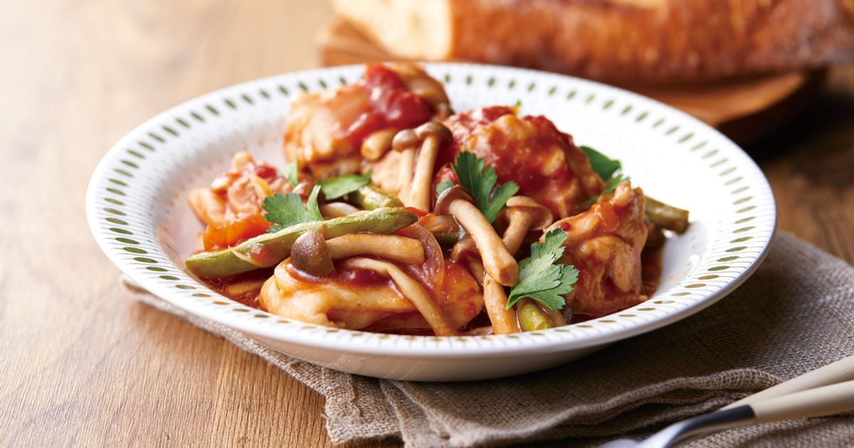 鶏肉のトマト煮込み【レンジで6分】 by グルラボ【公式