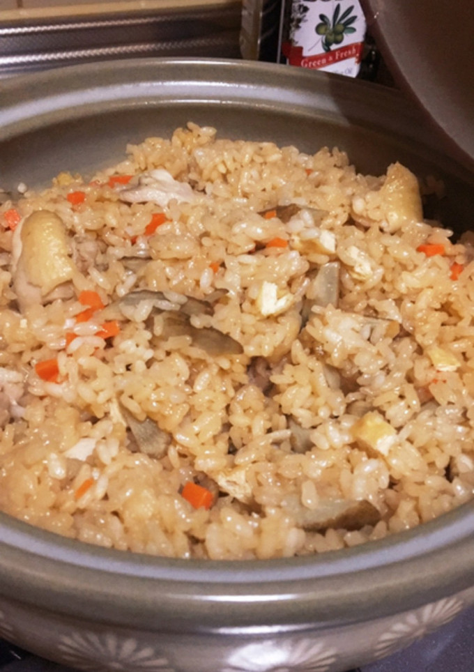 鶏ごぼう　土鍋で炊き込みご飯-レシピのメイン写真