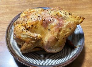 皮がパリパリ！丸鷄のローストチキン！-レシピのメイン写真
