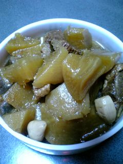 ダイコンと牛バラのにんにく醤油煮。-レシピのメイン写真