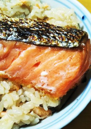鮭の炊き込みご飯☆ごぼう入り-レシピのメイン写真