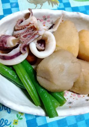里芋といかの煮物-レシピのメイン写真