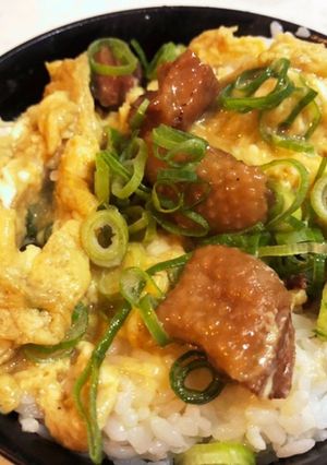 3分レシピ　やきとり缶詰めで作る親子丼-レシピのメイン写真
