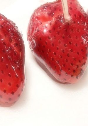 失敗しないいちご飴-レシピのメイン写真
