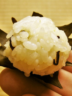 食べれる唐辛子の葉器 & 塩昆布おにぎり-レシピのメイン写真