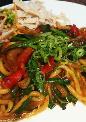 超簡単！焼きうどん！冷蔵庫整理に！-レシピのメイン写真