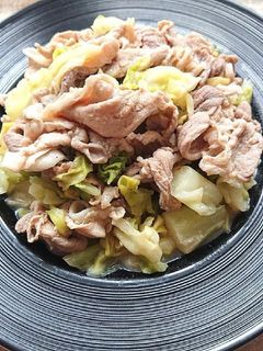 リーズナブルな豚こま肉とキャベツ炒め-レシピのメイン写真