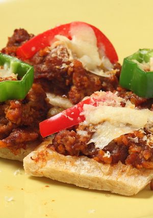 玄米餅のキーマカレー（カナッペ風）-レシピのメイン写真