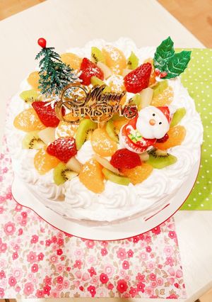 果物缶でデコレーションケーキ♡-レシピのメイン写真