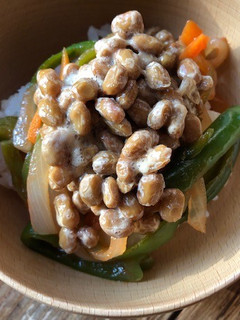 ピーマンのナポ納豆丼-レシピのメイン写真