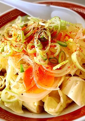 カロリーカット！野菜たっぷり辛い袋麺-レシピのメイン写真
