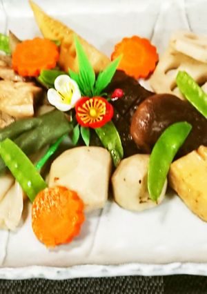 お煮しめ(椎茸、レンコン、ゴボウなど)-レシピのメイン写真