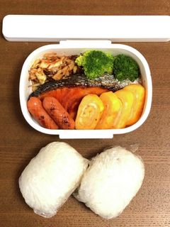 自分弁当・おにぎり④-レシピのメイン写真