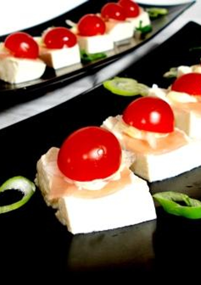 簡単♪生ハムと豆腐の一口サラダ-レシピのメイン写真